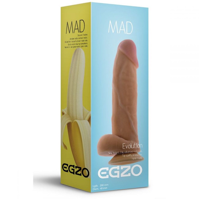 Реалистичный большой фаллоимитатор на присоске Mad Banana с мошонкой - 20 см.