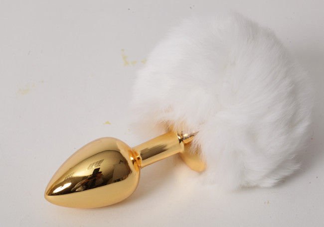 Золотая металлическая пробка с белым хвостом Задорный кролик