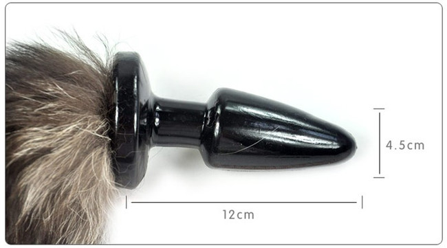 Анальная пробка силиконовая черного цвета с cерым лисьим хвостом
